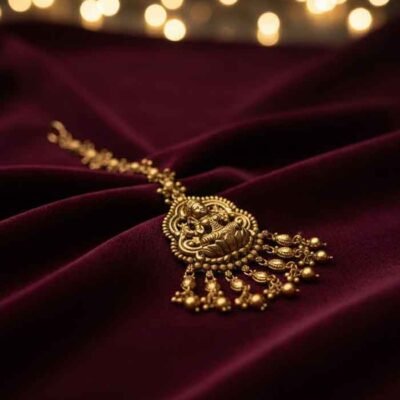 Antique Gold-Finish Temple Design Maang Tikka