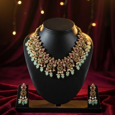 Antique Victorian-Style Jadau Kundan Necklace Set